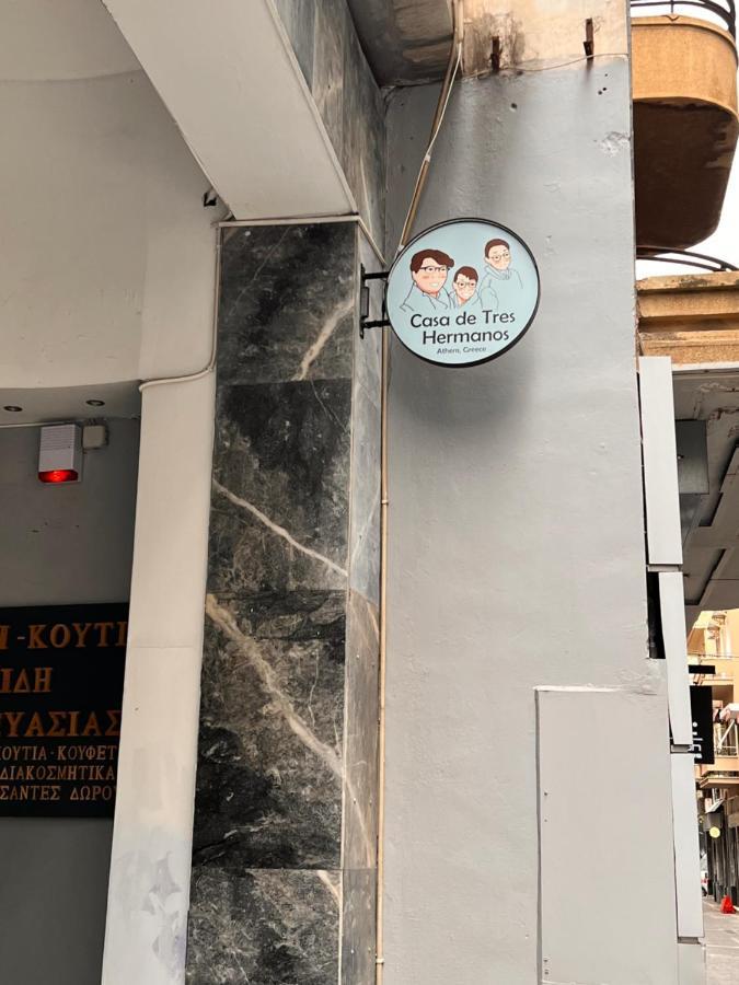 Casa De Tres Hermanos In The Heart Of Atene Esterno foto